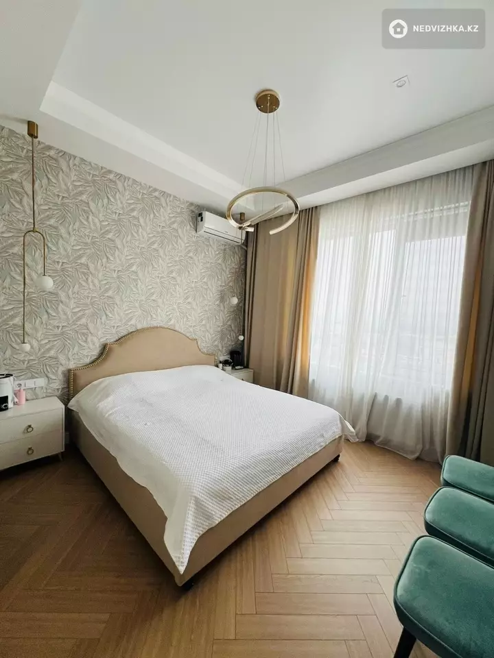3-комнатная квартира, этаж 12 из 12, 105 м²