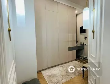 3-комнатная квартира, этаж 12 из 12, 105 м², миниатюра 4