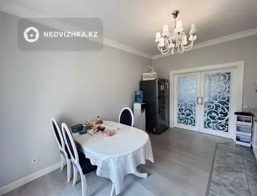 4-комнатная квартира, этаж 2 из 3, 130 м², миниатюра 4