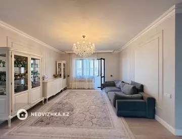 4-комнатная квартира, этаж 2 из 3, 130 м², миниатюра 9