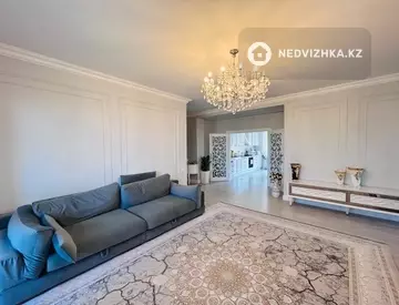 4-комнатная квартира, этаж 2 из 3, 130 м², миниатюра 11