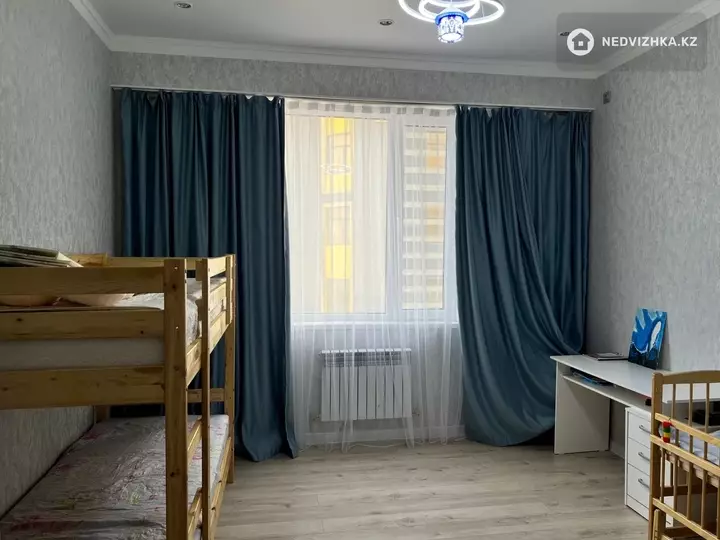 3-комнатная квартира, этаж 7 из 13, 100 м², фотография 4