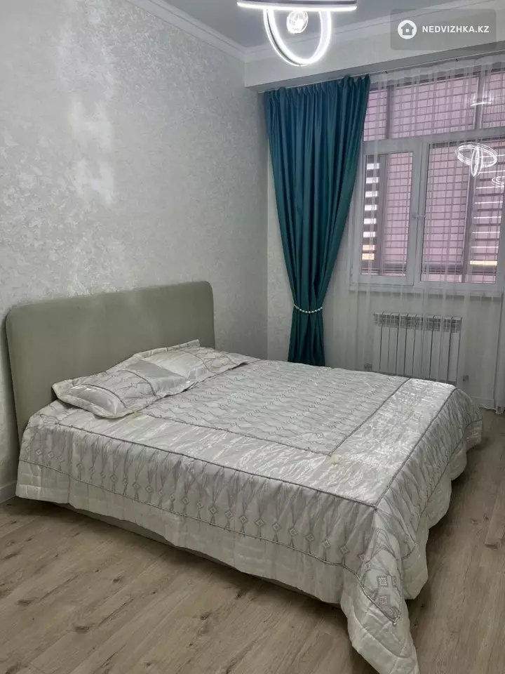 3-комнатная квартира, этаж 7 из 13, 100 м², фотография 5