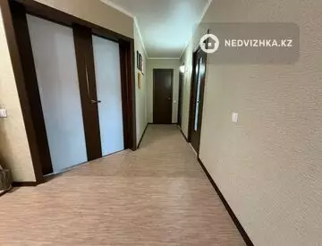 3-комнатная квартира, этаж 3 из 5, 81 м², миниатюра 9