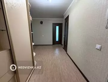 3-комнатная квартира, этаж 3 из 5, 81 м², миниатюра 10