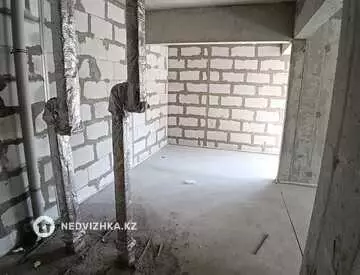 3-комнатная квартира, этаж 2 из 7, 72 м², миниатюра 12