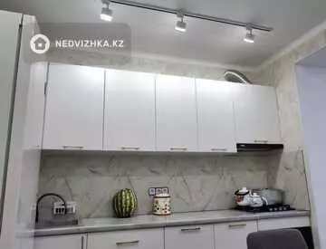 1-комнатная квартира, этаж 3 из 5, 52 м², миниатюра 8