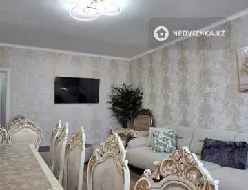 1-комнатная квартира, этаж 3 из 5, 52 м²