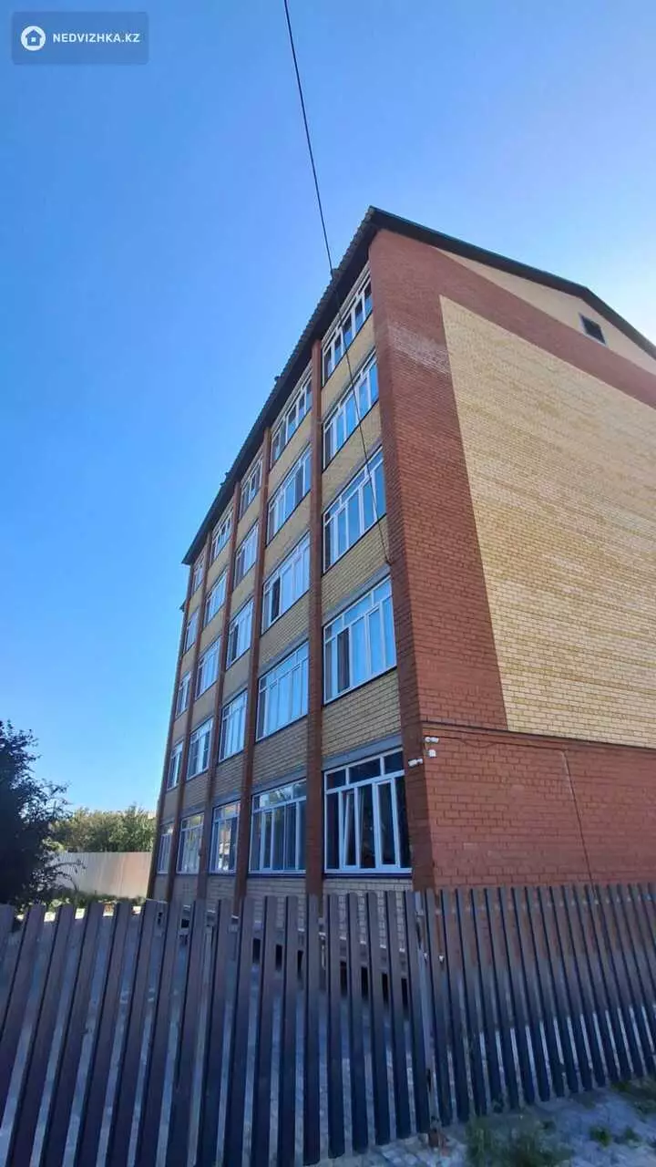 1-комнатная квартира, этаж 3 из 5, 52 м², фотография 5