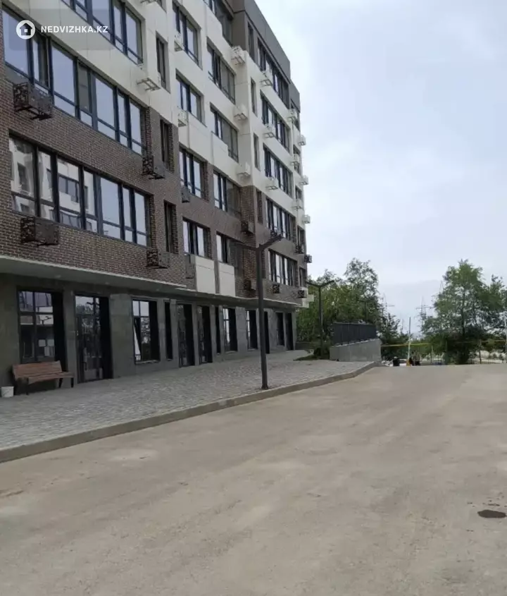 3-комнатная квартира, этаж 2 из 7, 72 м², фотография 3