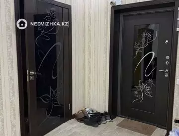 2-комнатная квартира, этаж 13 из 21, 64 м²