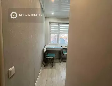 1-комнатная квартира, этаж 4 из 5, 30 м², миниатюра 6