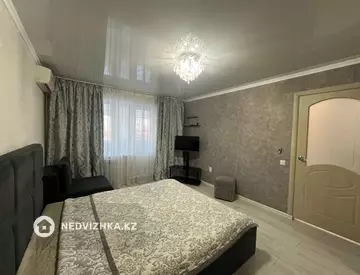 1-комнатная квартира, этаж 4 из 5, 30 м², миниатюра 10