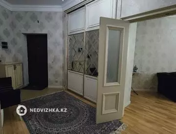 3-комнатная квартира, этаж 2 из 8, 124 м²