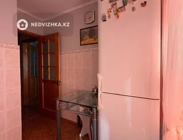 2-комнатная квартира, этаж 5 из 5, 48 м², миниатюра 6