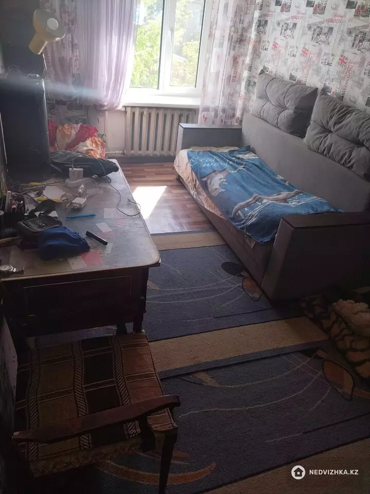3-комнатная квартира, этаж 2 из 5, 59 м², фотография 4