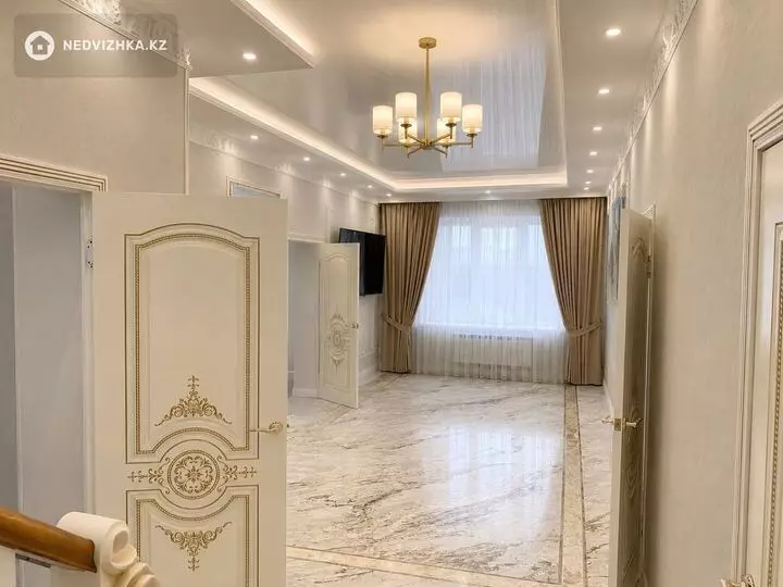 12-комнатный дом, 12 соток, 500 м², фотография 3