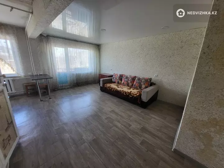 2-комнатная квартира, этаж 5 из 5, 44 м², фотография 5