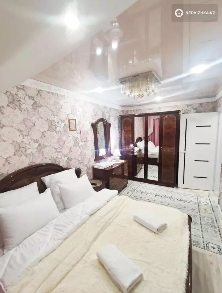2-комнатная квартира, этаж 6 из 9, 49 м², Посуточно, фотография 3
