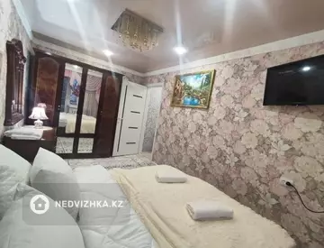 2-бөлмелі пәтер, қабат 6 барлық қабат саны 9, 49 м², Посуточно, 6-нобай
