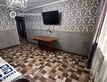 3-комнатная квартира, этаж 2 из 5, 60 м²
