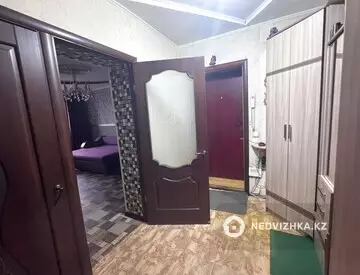 3-комнатная квартира, этаж 2 из 5, 60 м², миниатюра 9