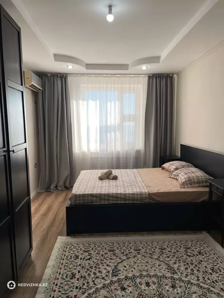 3-комнатная квартира, этаж 3 из 5, 69 м², Посуточно, фотография 2
