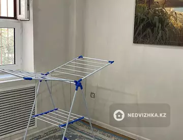 3-комнатная квартира, этаж 3 из 5, 69 м², Посуточно