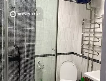 3-комнатная квартира, этаж 3 из 5, 69 м², Посуточно, миниатюра 6