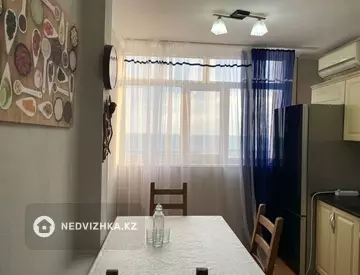 3-комнатная квартира, этаж 3 из 5, 69 м², Посуточно, миниатюра 7