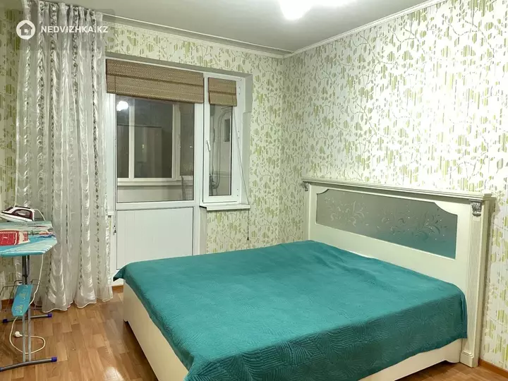 2-комнатная квартира, этаж 2 из 5, 56 м², Посуточно, фотография 3