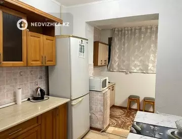 2-комнатная квартира, этаж 2 из 5, 56 м², Посуточно