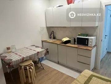 1-комнатная квартира, этаж 3 из 9, 32 м²