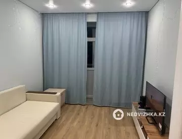 1-комнатная квартира, этаж 3 из 9, 32 м²