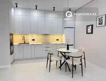 2-комнатная квартира, этаж 3 из 9, 64 м²