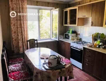 4-комнатная квартира, этаж 2 из 4, 97 м²