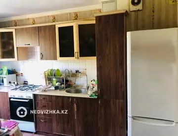 4-комнатная квартира, этаж 2 из 4, 97 м², миниатюра 8