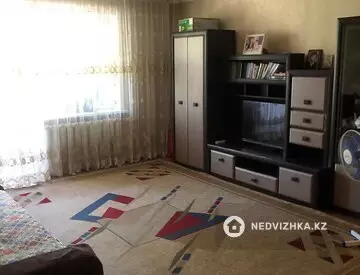 4-комнатная квартира, этаж 2 из 4, 97 м², миниатюра 9