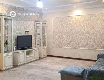5-комнатная квартира, этаж 2 из 2, 190 м², миниатюра 10