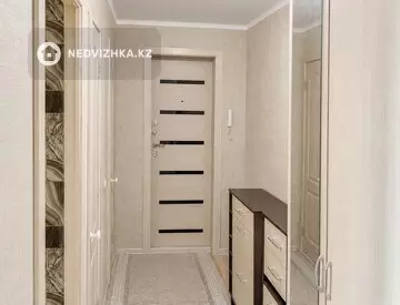 2-комнатная квартира, этаж 1 из 4, 42 м²