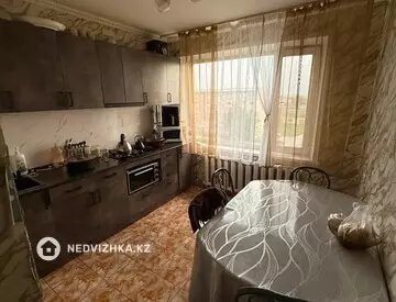 4-комнатная квартира, этаж 6 из 6, 87 м²