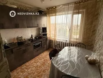 4-комнатная квартира, этаж 6 из 6, 88 м²