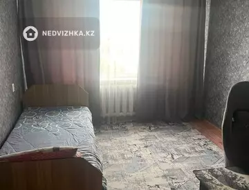 4-комнатная квартира, этаж 6 из 6, 88 м²