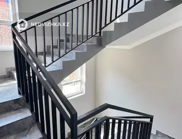 3-комнатная квартира, этаж 3 из 6, 50 м², миниатюра 8
