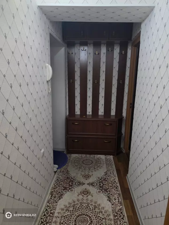 2-комнатная квартира, этаж 2 из 5, 41 м², фотография 4