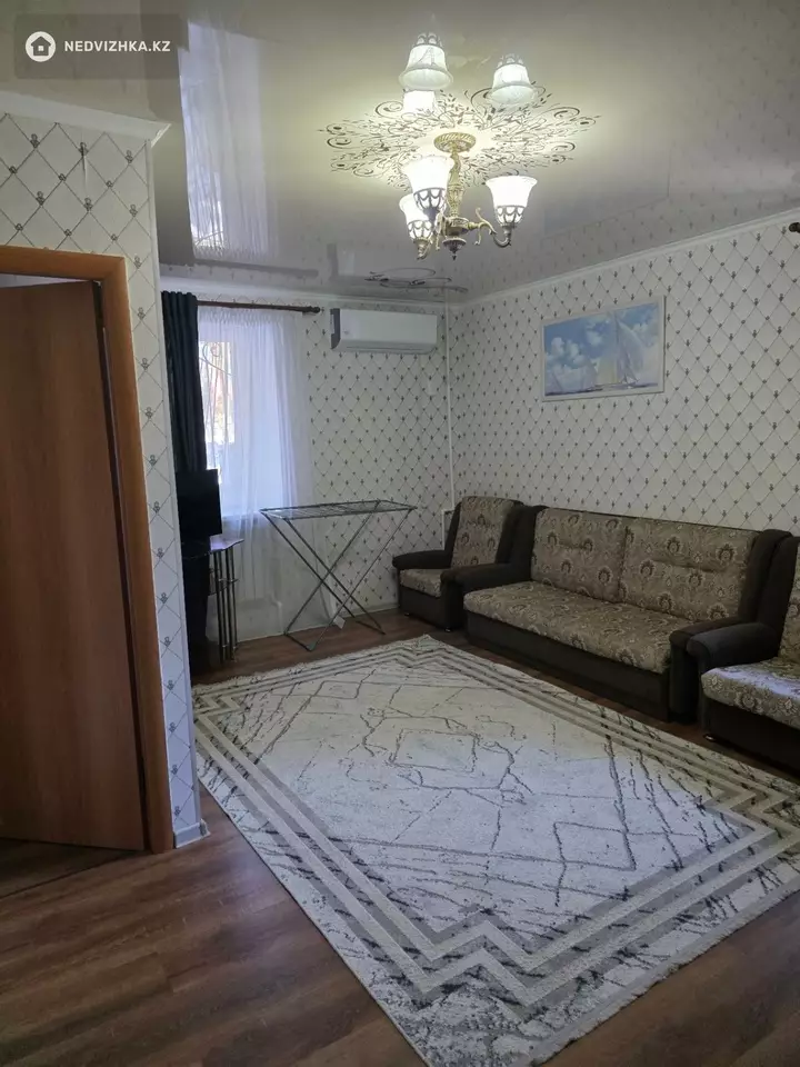 2-комнатная квартира, этаж 2 из 5, 41 м², фотография 5