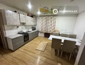 5-комнатный дом, 1500 соток, 1 500 м²