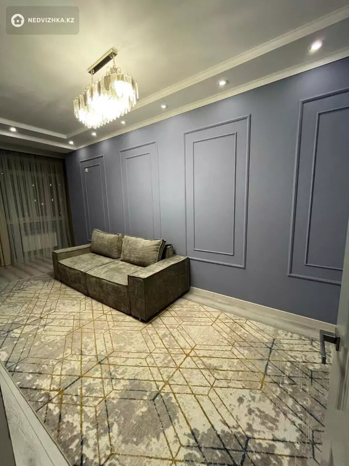 1-комнатная квартира, этаж 3 из 12, 51 м², фотография 2