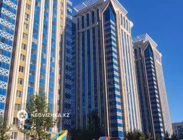 4-комнатная квартира, этаж 7 из 7, 107 м², миниатюра 1