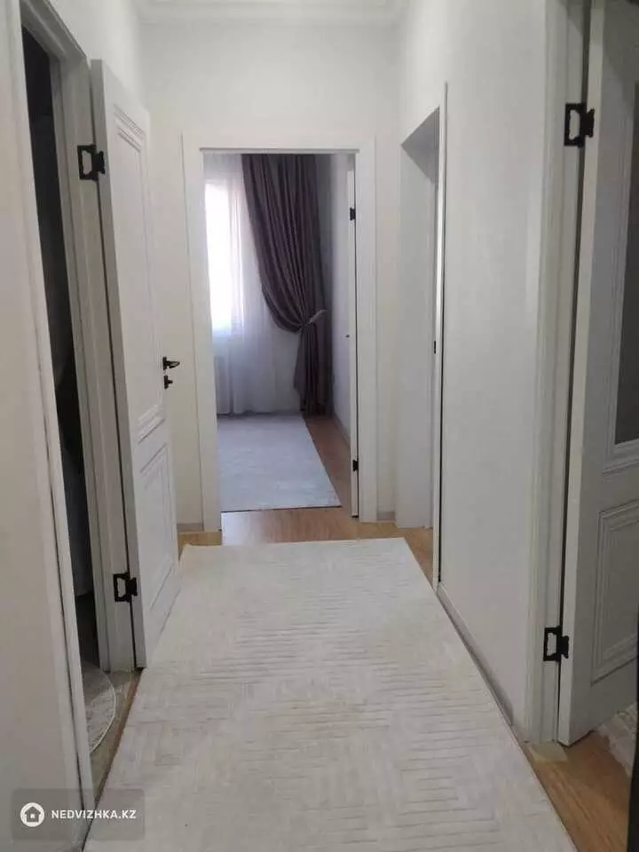 4-комнатная квартира, этаж 7 из 7, 107 м², фотография 5